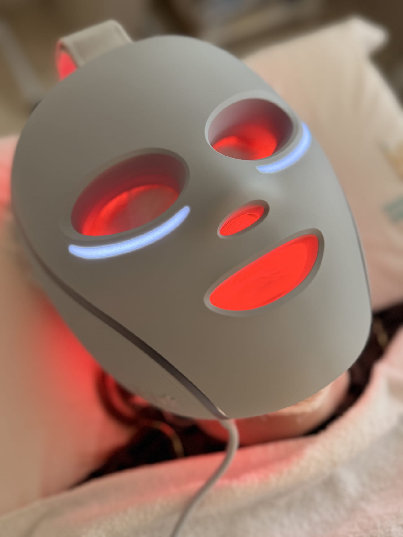 Máscara LED Shark, fototerapia facial no Instituto Londucci